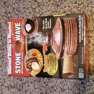 New in box stoneware microwave cooker